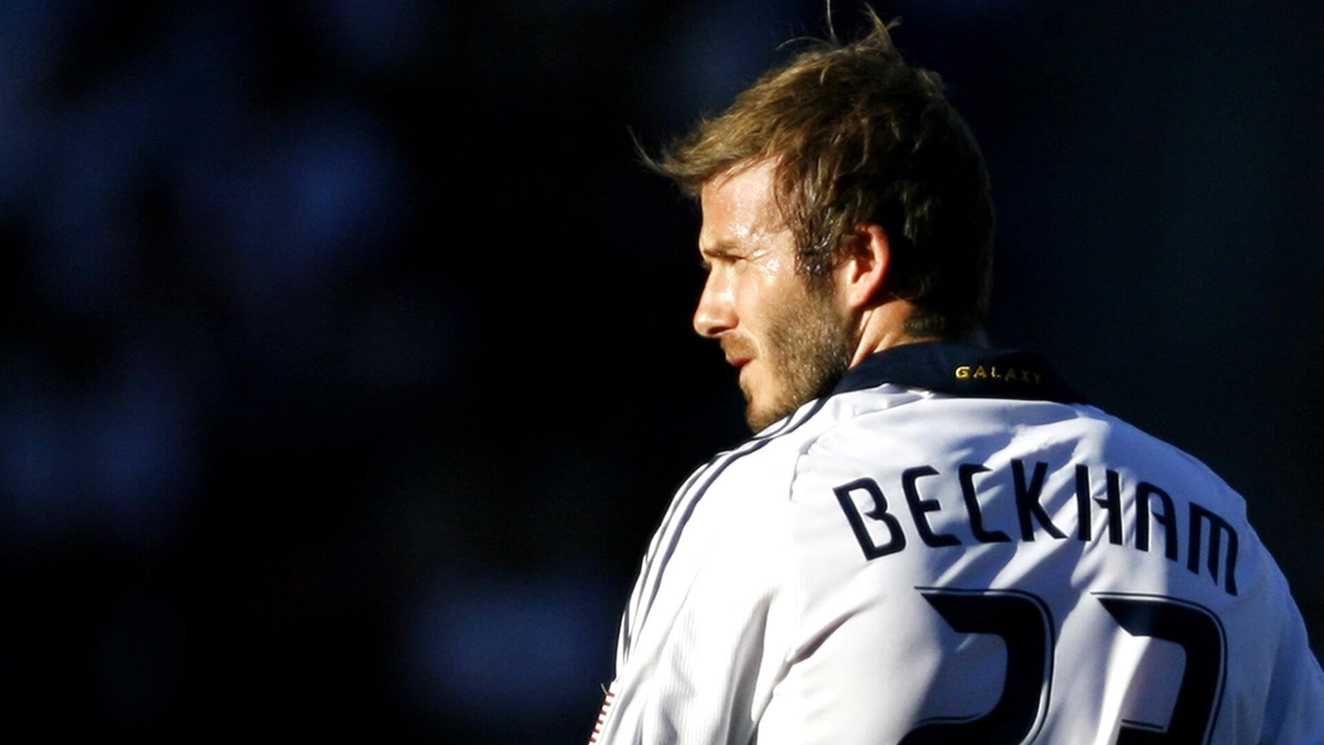 熊猫体育平台-西甲国家德比之夜，拉文用实力证明自己